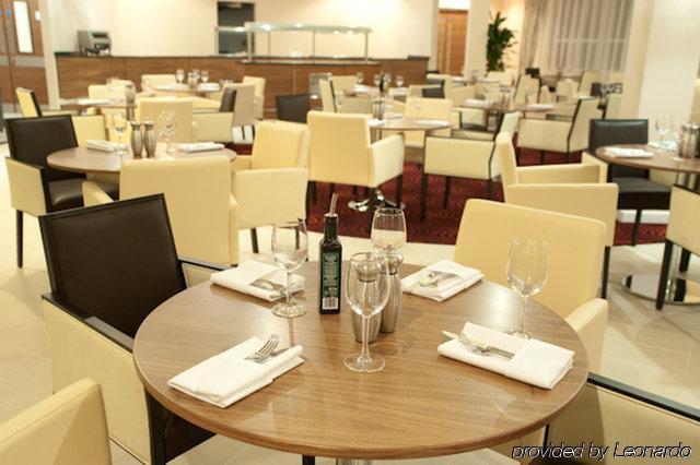 Holiday Inn Derby Riverlights By Ihg מסעדה תמונה