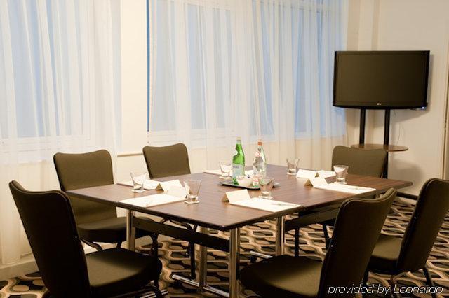 Holiday Inn Derby Riverlights By Ihg מתקנים תמונה